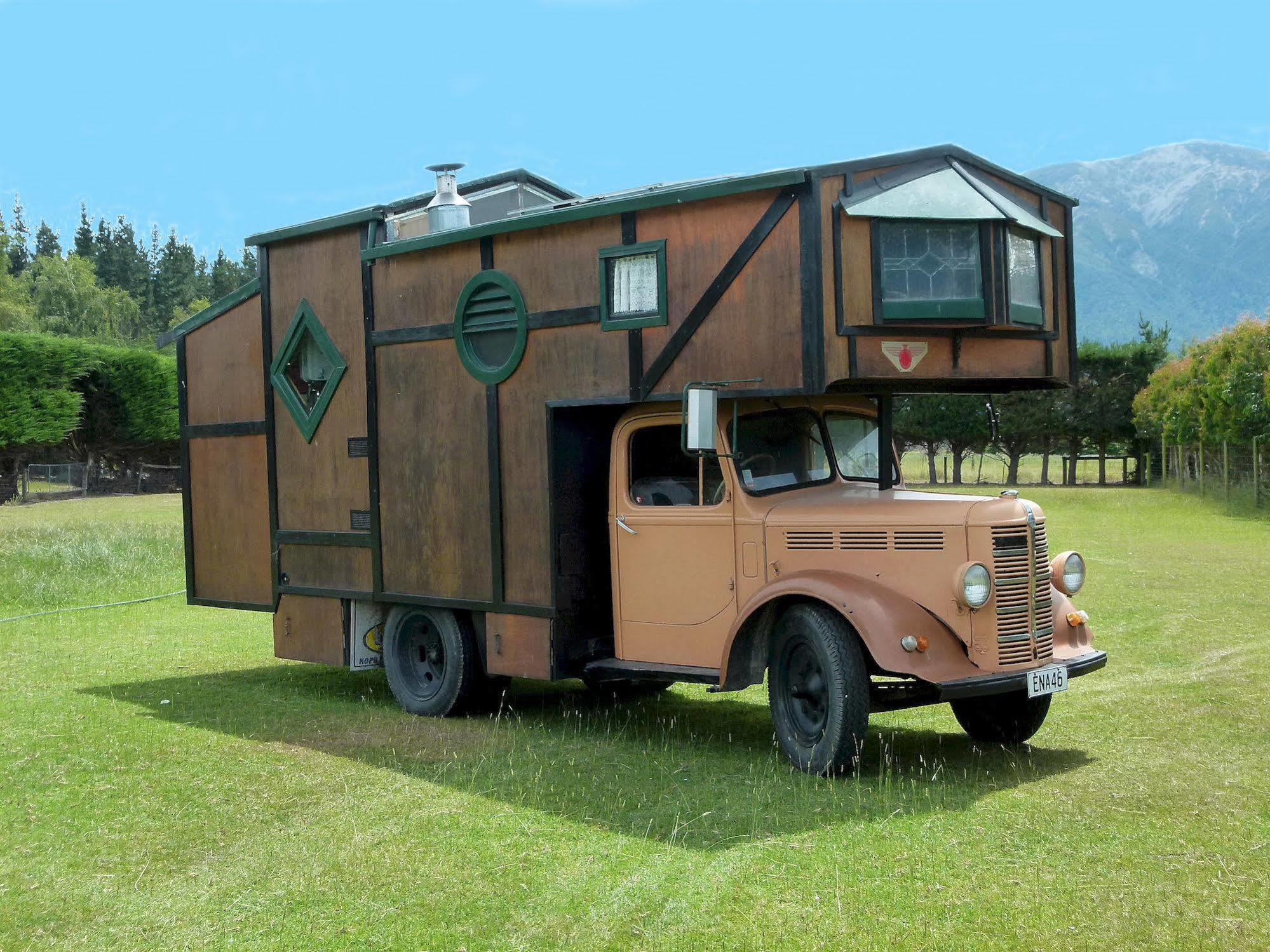 Wacky Stays - Unique Farm-Stay Glamping Rentals, Free Animal Feeding Tours Kaikoura Exterior foto